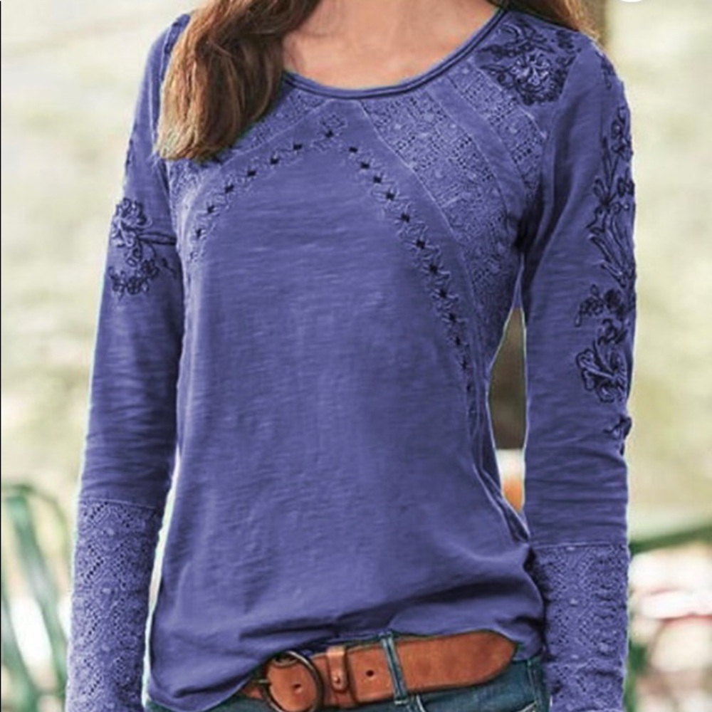 Long sleeve top